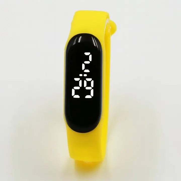 Reloj digital económico amarillo